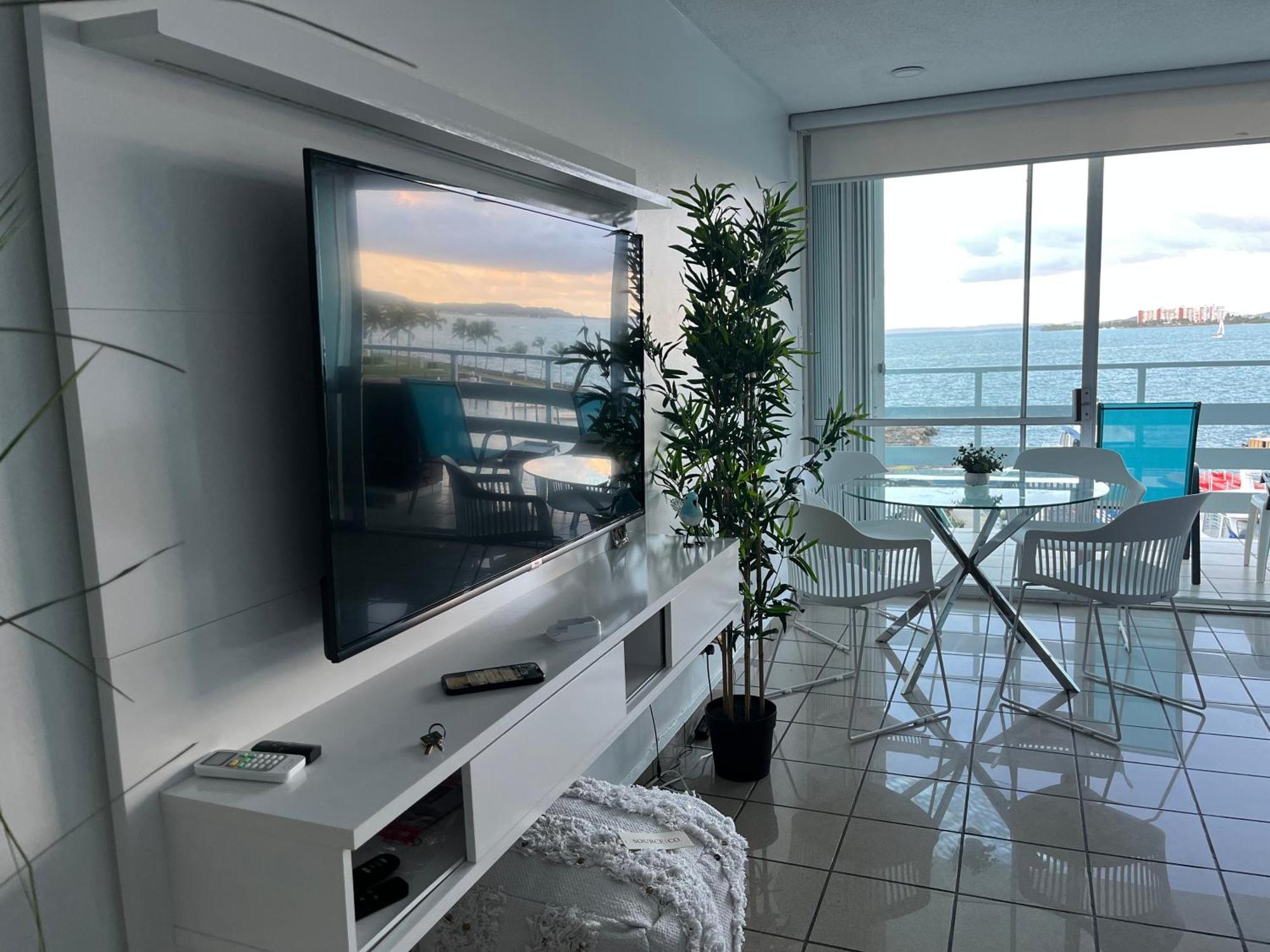 Beautiful Ocean Blue Love Oceanfront Apartment Fajardo Eksteriør bilde